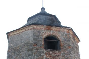 Zvonice od západu ( © Ivan Grisa 04/2011)