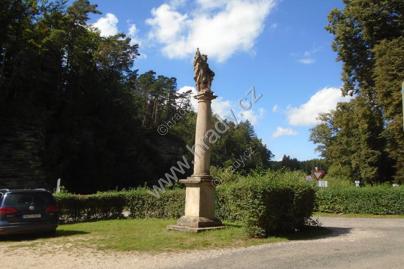 sloup se sochou sv. Václava