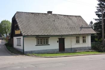 Dům čp. 44 od severu ( © Ivan Grisa 04/2011)