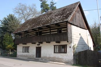 Dům čp. 48 od severozápadu ( © Ivan Grisa 04/2011)
