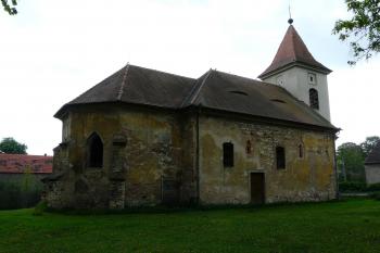 kostel od severovýchodu (© Jaroslav Valečka, 05/2011)