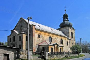 Kostel sv. Jiří  v Dobranově ( © Pavel Vítek 04/2011)