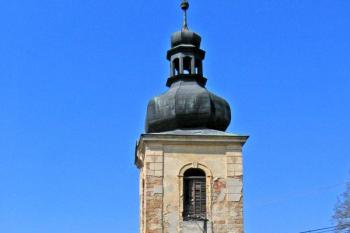 Kostel sv. Jiří  v Dobranově ( © Pavel Vítek 04/2011)