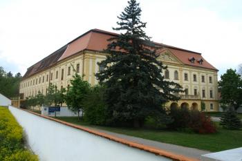  ( © Milan Caha 05/2011)