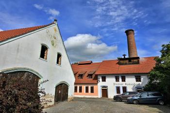nádvoří pivovaru (© Jan P. Štěpánek  04/2024)