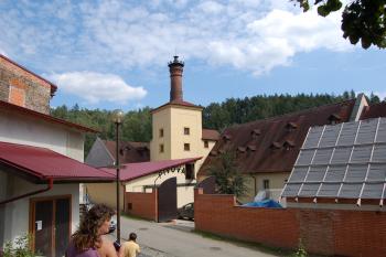pivovar od zámku (© Rodochrozit, 08/2010)