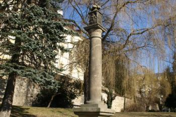  ( © Milan Caha 04/2011)