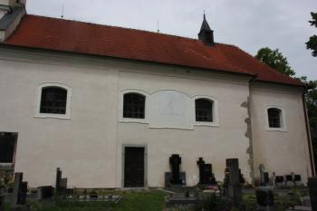 Jižní stěna lodi ( © Ivan Grisa 05/2011)