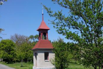 Holubice - kaplička (© Ivo Rozehnal, 05/2011)