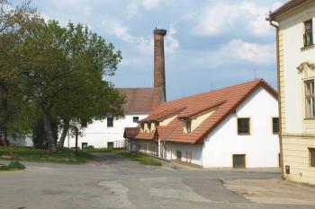  ( © Milan Caha 05/2011)
