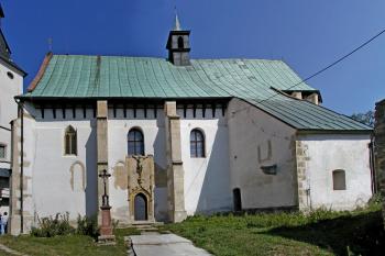 kostel od jihu (© Pavel Zany Komárek 21. 9. 2003)