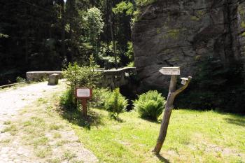 Podsemínský filmový most (© Josef Filio Šretr, 23.5.2012)
