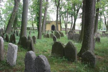 Severozápadní část hřbitova ( © Ivan Grisa 05/2011)