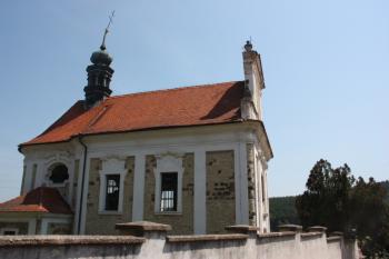 Kostel od západu ( © Ivan Grisa 06/2011)