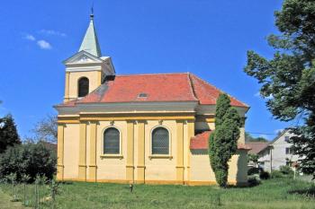 Kostel sv. Antonína Paduánského ve Velešicích ( © Pavel Vítek 05/2011)