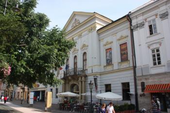Hlavní průčelí od jihozápadu ( © Ivan Grisa 07/2011)