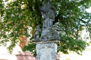  ( © Milan Caha 06/2011)