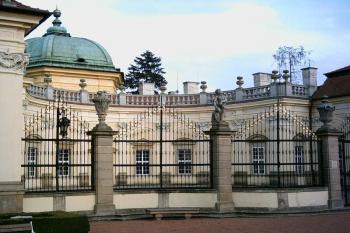 Buchlovice - zámek (© Ilona Telaříková 10/2004)