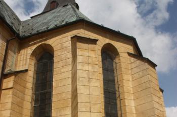 Presbytář od jihu ( © Ivan Grisa 07/2011)