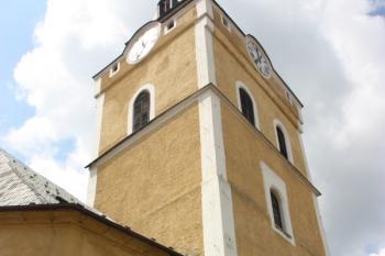 Věž od severovýchodu ( © Ivan Grisa 07/2011)