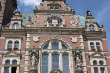 Hlavní (jižní) průčelí ( © Ivan Grisa 07/2011)