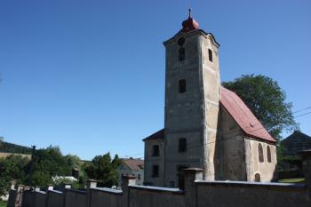 Kostel od západu ( © Ivan Grisa 07/2011)