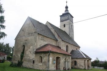 Kostel od severovýchodu ( © Ivan Grisa 07/2011)