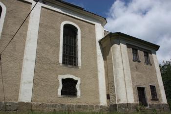 Východní část lodi a sakristie s oratoří od jihu ( © Ivan Grisa 07/2011)