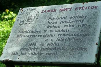 Nový Světlov - zámek (© Hana Kubikova 06/2006)