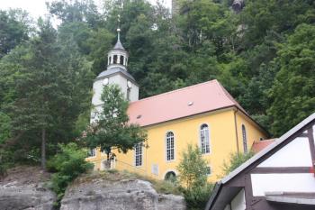 Kostel od jihu ( © Ivan Grisa 07/2011)