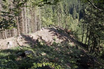 Za okružním příkopem stávala bašta nad řekou ( © Iva Spurná 26.9.2009)