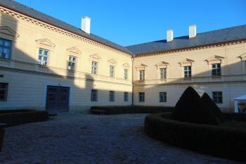 Sv. vnitřní nároží (© Dušan Dohňanský  10/2021)
