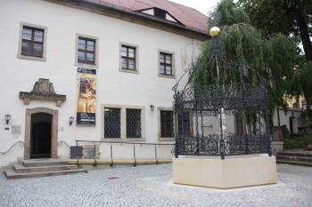 Východní průčelí bývalého kláštera, dnes vstupní trakt musea ( © Ivan Grisa 07/2011)