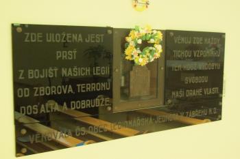 Pamětní deska Čs. legií (© V.Z., 05/2011)