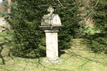 první zastavení ( © Milan Caha 04/2011)