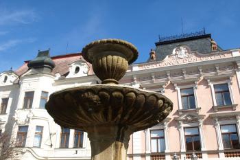 vrchol kašny ( © Milan Caha 04/2011)