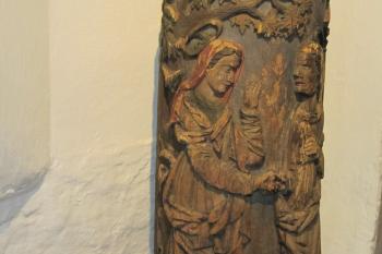 dřevěný úl (klát) s biblickým motivem (© Rodochrozit, 06/2011)