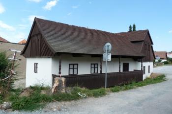 Rodný domek Františka Vladislava Heka (© František Kinař, 08/2014)