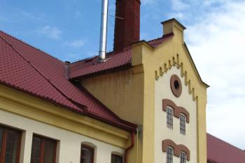 Dobrušský pivovar (© Rodochrozit, 06/2011)