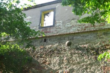 historický artefakt nebo recese památkářů? (© Rodochrozit, 05/2011)