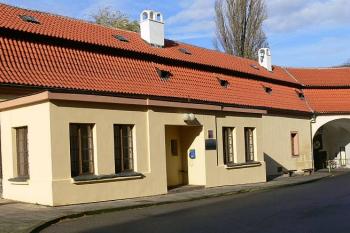 Vnitřní pohled na vstupní bránu. ( © Petr Turyna 11/2006)