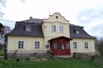 fara Václavice (© Martin Mecerod, 04/2011)