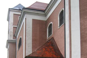 Kostel Nanebevzetí Panny Marie v Pozořicích ( © Pavel Vítek 09/2010)
