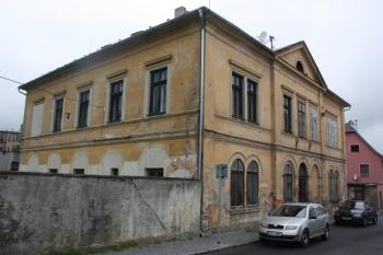 Dům č. p. 619 v Zámecké ulici od jihu ( © Ivan Grisa 07/2011)