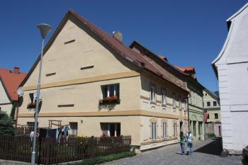 Průhled Kostelní ulicí k severu ( © Ivan Grisa 07/2011)