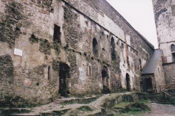 Severozápadní fasáda paláce (© Lukáš Pechánek, 09/2001)