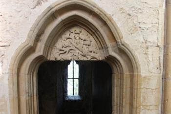 Hradní kaple: portál sakristie ( © Ivan Grisa 09/2011)