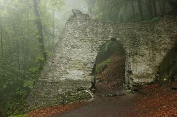 Brána v mlze (© Luděk Vláčil, 07/2013)