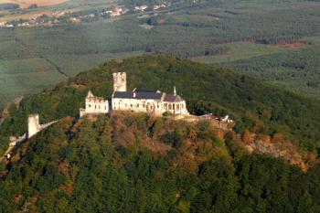 Bezděz - Letecký snímek ( © Radovan Smokoň 08/2006)