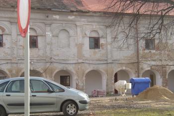 Zámek Okříšky (© Bohuslav Buďa, 02/2008)
